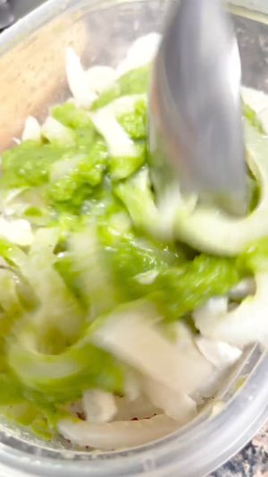 Video post by @El compa Jonny Ceviche on Facebook