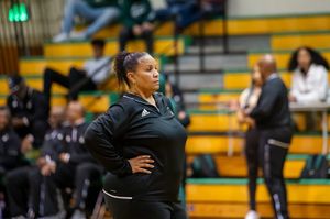Image post by @lbpolygirlsbasketball on Instagram