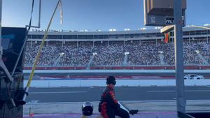 Video post by @bradperezracing on Twitter