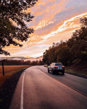 Image post by @zaksuhar on Instagram