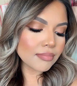 Image post by @blinkingbeaute on Instagram