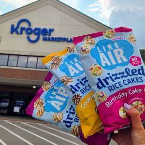 Image post by @likeairsnacks on Instagram