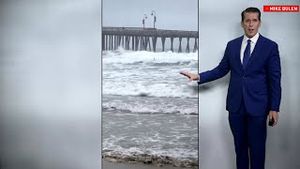 Video post by @kmphfox26 on YouTube