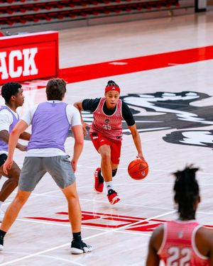 Image post by @packwomensbball on Instagram