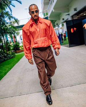 Image post by @protrending on Instagram