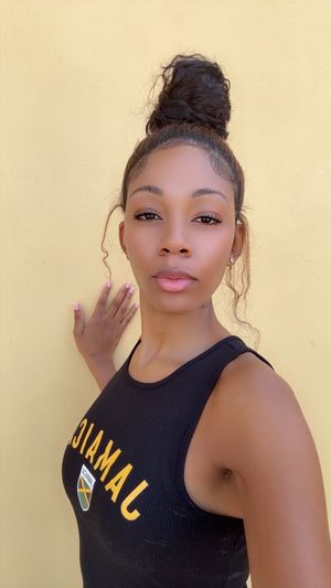 Video post by @liathelook on TikTok