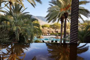 Image post by @hyatt on Instagram