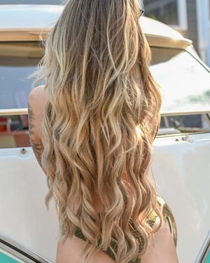 Image post by @srqhair on Instagram