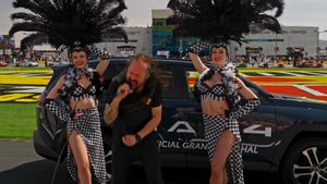 Video post by @LVMotorSpeedway on Facebook