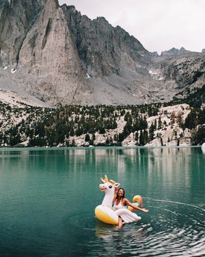 Image post by @lauraroze on Instagram