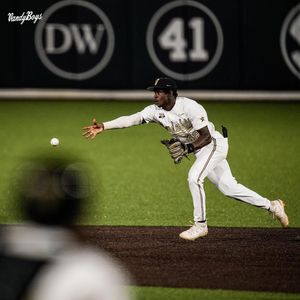 Image post by @vandyboys on Instagram