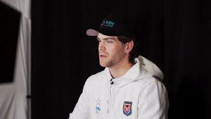 Video post by @nhljets on Facebook