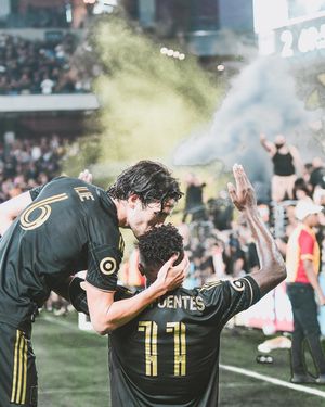 Image post by @khuyentdinh on Instagram