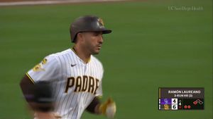 Video post by @mlbespanol on Twitter