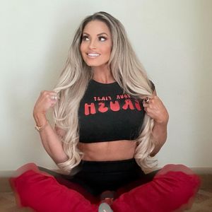 Image post by @trishstratuscom on Instagram