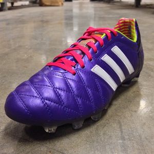 Image post by @soccerdotcom on Instagram