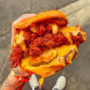 Image post by @daveshotchicken on Instagram