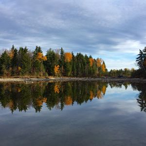 Image post by @themainemag on Instagram