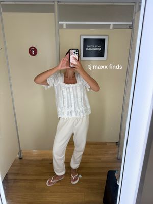 Video post by @catchingupwithcaitlin on TikTok