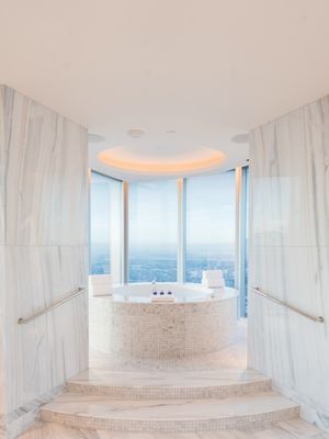 Image post by @fontainebleaulasvegas on Instagram