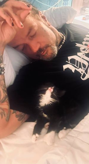 Image post by @therealjoseyscott on Instagram