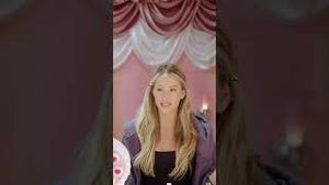Video post by @alixearle on YouTube