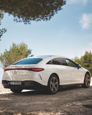 Image post by @usseryauto on Instagram