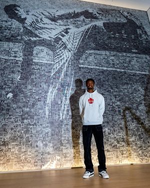 Image post by @enriquebradfield on Instagram