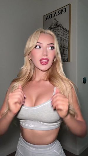 Video post by @kiingpaulina on TikTok