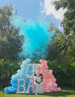 Image post by @Heather's Balloon Boutique & Decor on Facebook