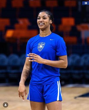 Image post by @ashlonjackson3 on Instagram