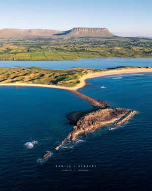 Image post by @thewildatlanticway on Instagram