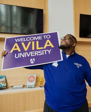 Image post by @avilauniversity on Instagram