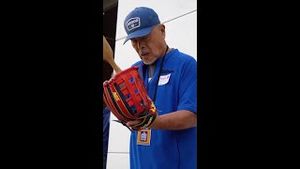 Video post by @Wilson Baseball / Softball on YouTube