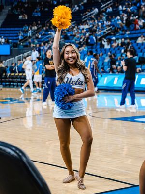 Image post by @uclaspiritsquad on Instagram