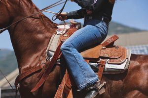 Image post by @cinchjeans on Instagram