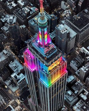 Image post by @empirestatebldg on Instagram