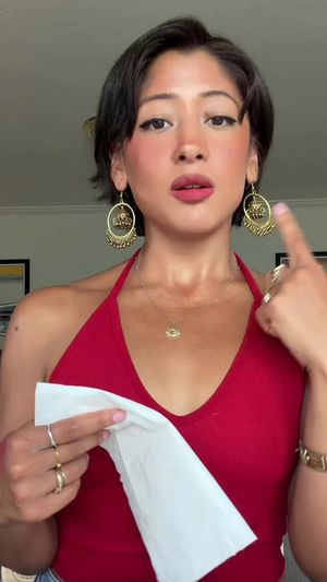 Video post by @sidandlisten on TikTok