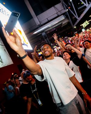 Image post by @giannis_an34 on Instagram