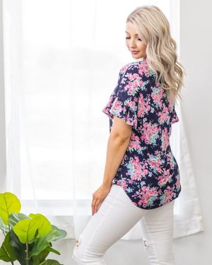 Image post by @shopfillyflair on Instagram