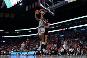 Image post by @carlymacklerphoto on Instagram