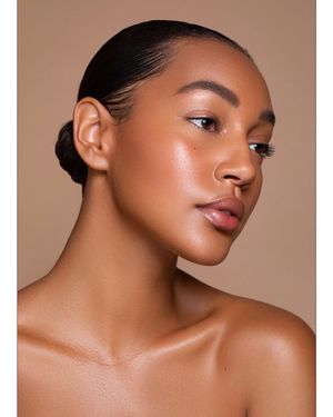 Image post by @makeupbynkc on Instagram