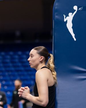 Image post by @DallasWings on Twitter