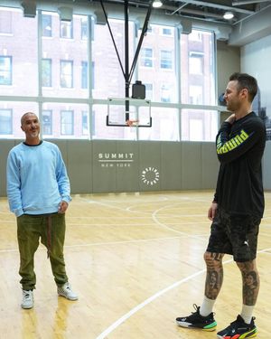 Image post by @zanelowe on Instagram