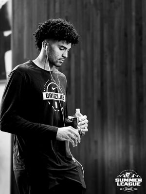 Image post by @memgrizz on Instagram