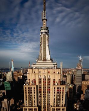 Image post by @empirestatebldg on Instagram