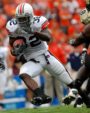 Image post by @auburnuniforms on Instagram