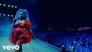 Video post by @louisthechildvevo on YouTube