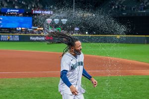 Image post by @CirclingSports on Twitter