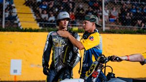 Image post by @americanflattrack on Instagram